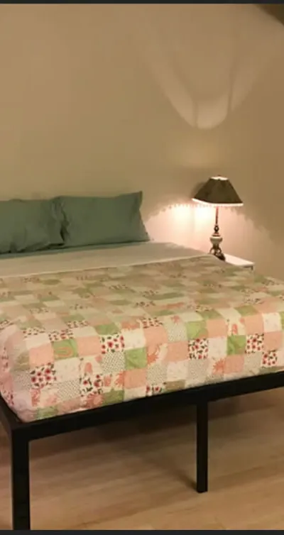 Safest prestigious UCI neighborhood Private upgra studio surrounded by hills