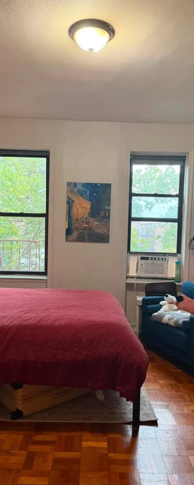 Cozy fully furnished 1bed/1bath apartment is available for immediate move-in. ATTACHED VIDEO TOUR:- Please kindly watch the attached video tour before expressing interest. Thanks