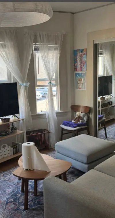 Cozy studio apartment/1bd near bus lines, target, and trader joes!