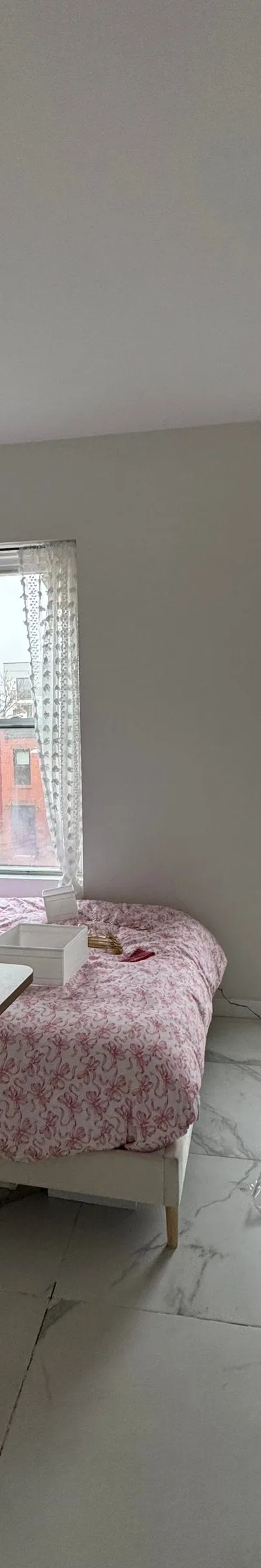Big bedroom in Bed-Stuy