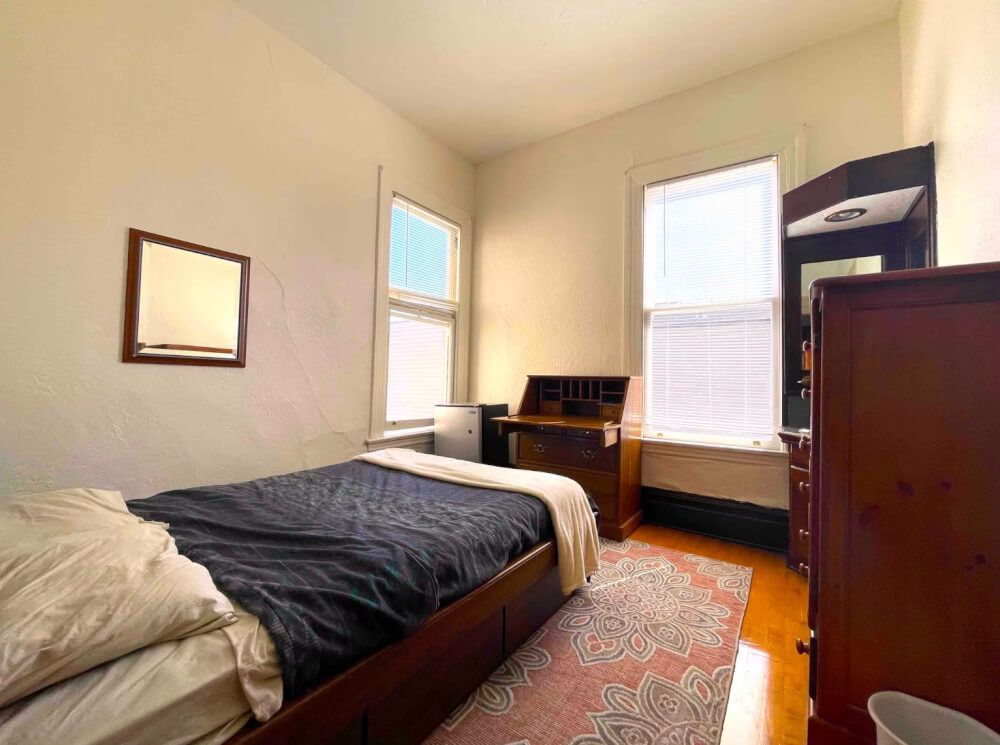 Cozy room in the Mission
