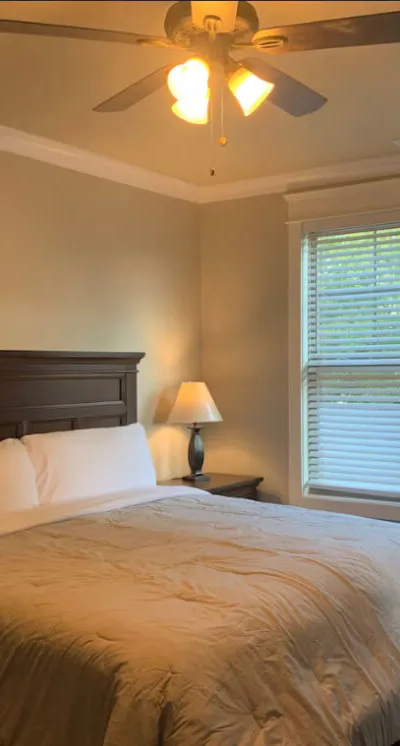 5 Bedroom house in Nashville - Bedroom 2