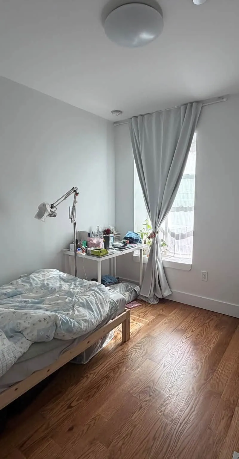 2 Bed / 1 Bath Near Pratt Institute