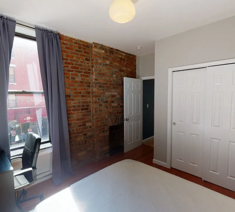 Private room in New York