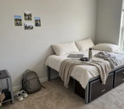 Campus Circle Furnished Private Rooms Near UIUC Engineering Quad