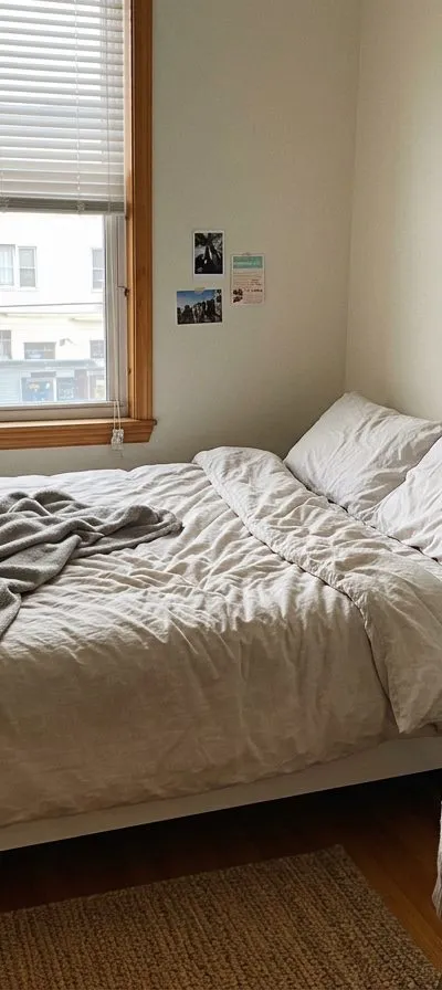 Room in Woodside Queens