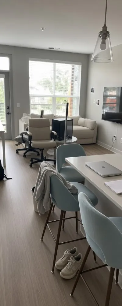 Columbus / OSU Sublet | Spacious 1B1B at Steel House (721 sqft with Balcony) | Dec 2026 – May 2027 | Official Lease Transfer & Free Bed Included