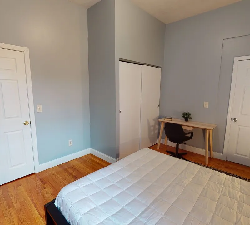 Private room in Allston