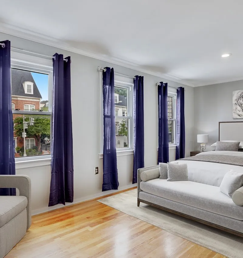 Private room in Southwest Waterfront