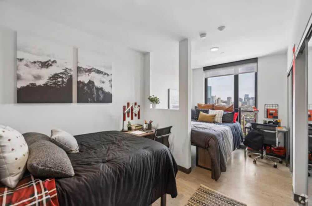 STUDENTS ONLY. NO TRANSFER FEE AND $300 OFF OCTOBER RENT! October Takeover Available – 2-Bedroom Shared Layout