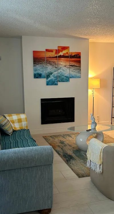 Relaxing king bed Roku TV