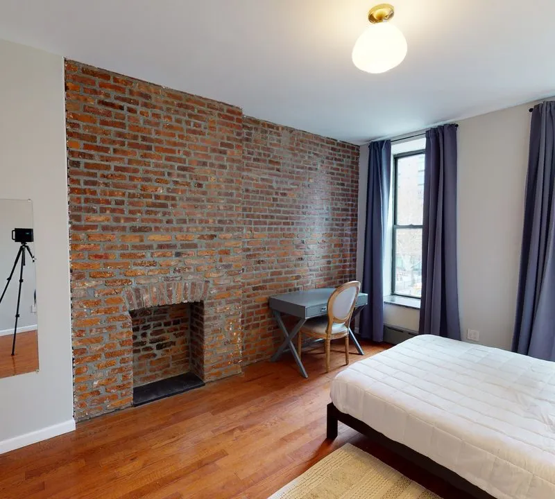 Private room in New York