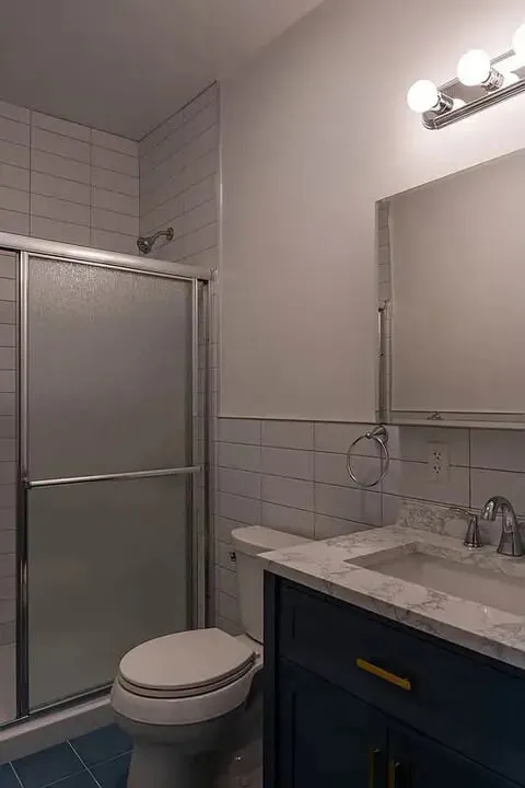 Private Room in recently renovated 3BR, 2BA in Bushwick.
