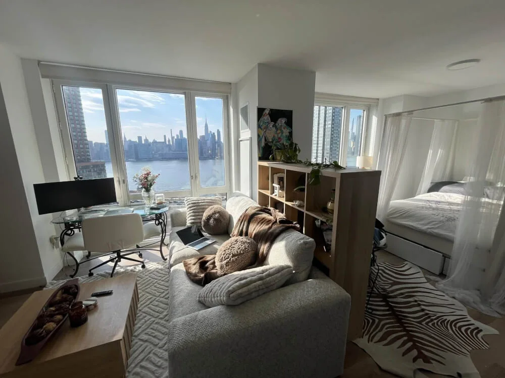 Modern Hunter’s Point Studio with Amazing Sunset Views