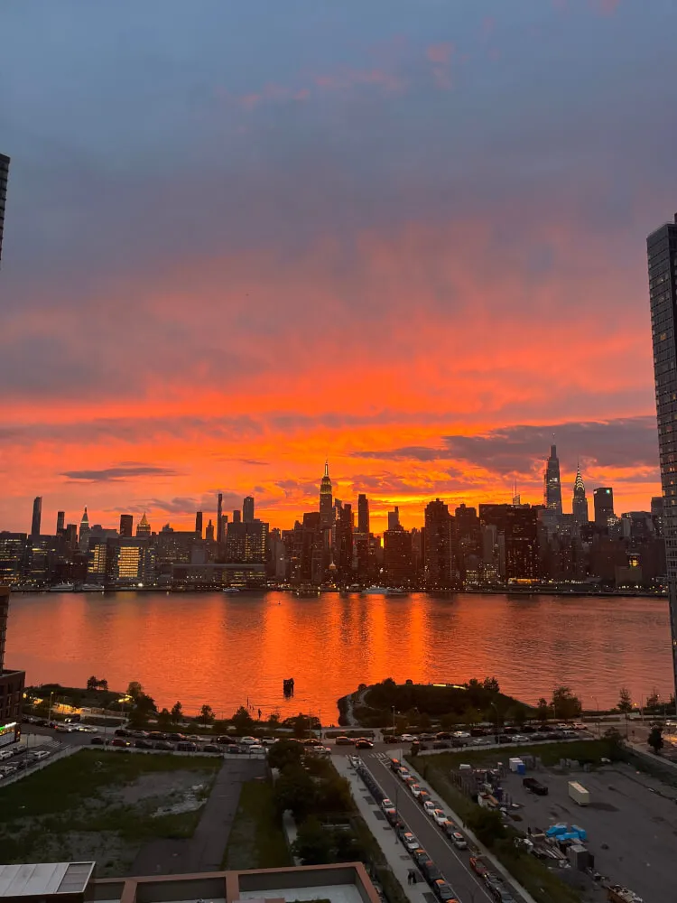 Modern Hunter’s Point Studio with Amazing Sunset Views