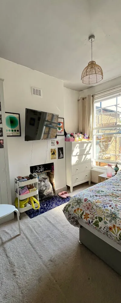 Bright bedroom in Peckham