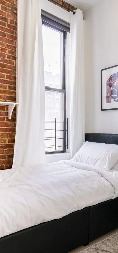 Private room in New York