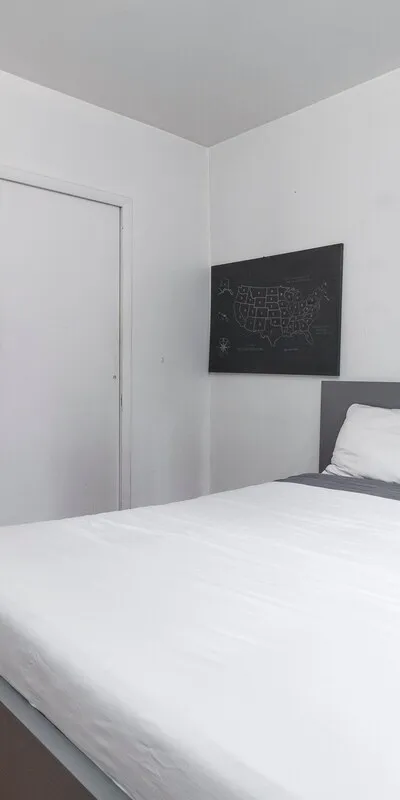 Cozy 2BR apartment in the UES (30 DAYS MIN) - Bedroom 1