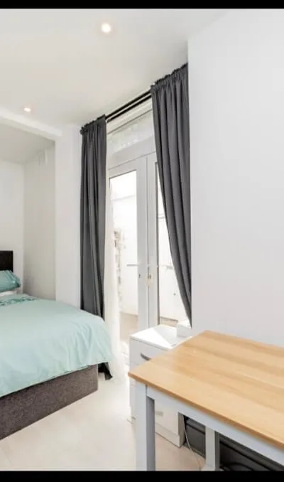 Cozy room in Pimlico 10 min walk from Victoria