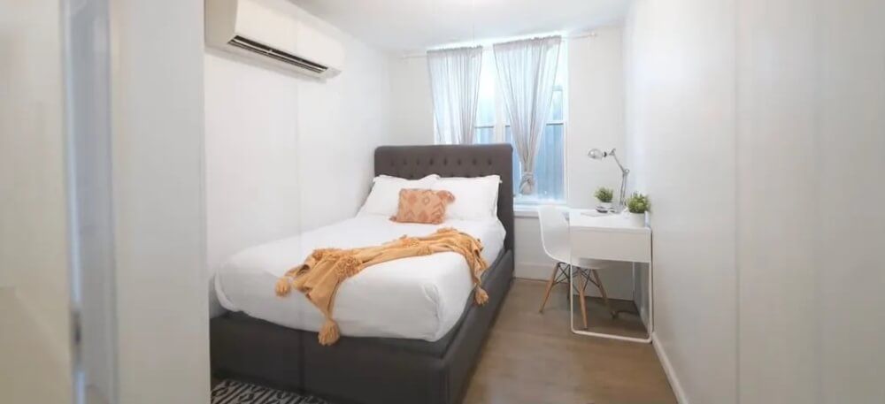 Cozy East Williamsburg Room with Skyline Views