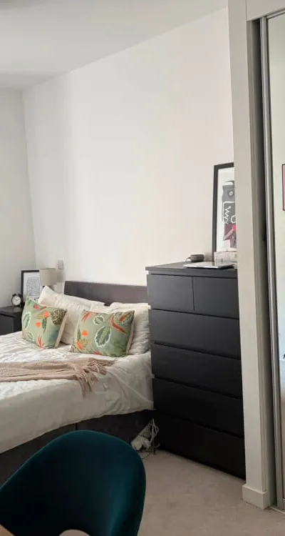 Gorgeous En-suite Room in Leafy Ealing