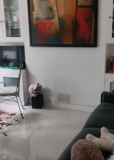 Bright large room in great location