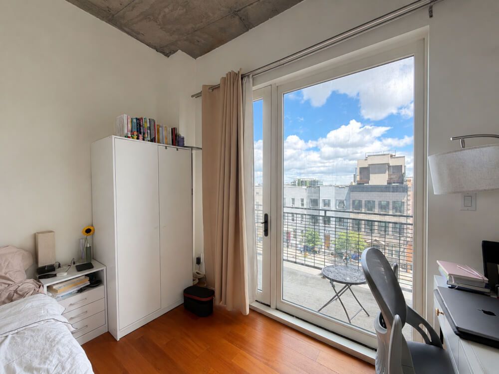 Roommate Wanted | Greenpoint | Starting August 1 | 1-Year Lease