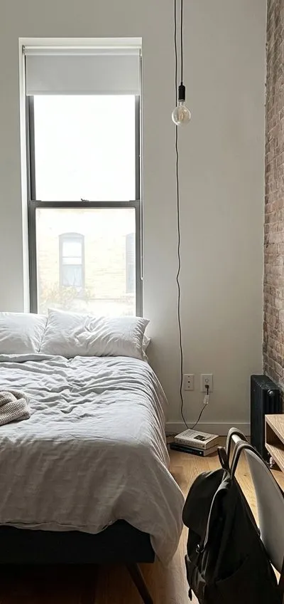 Furnished private room in Harlem townhouse apartment