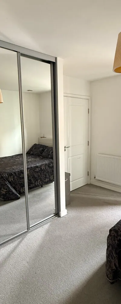 Bright Greenwich Double Room with Private Bathroom