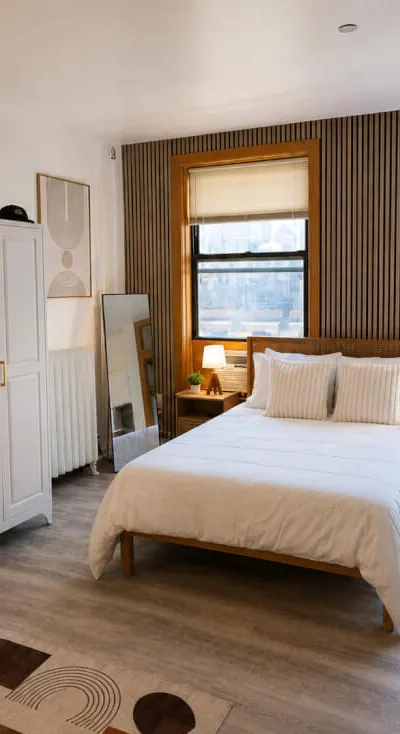 Studio in the Upper West Side (207-03)