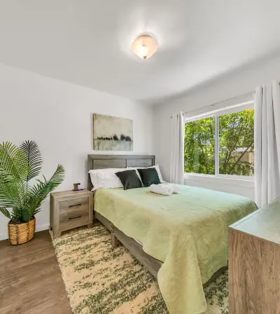 Cozy Zen Bungalow | Perfect for Long Stays & Work