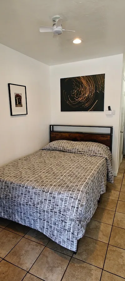 Private room and bathroom GREAT for interns!!