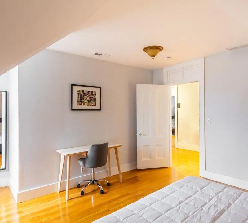 Private room in Auburndale