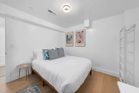 Sharon St POPPY (Queen Bed room 2)
