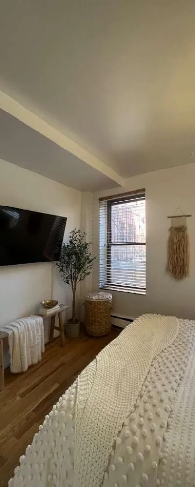 Cute 1 bed apartment on corner of NoHo and Bowery