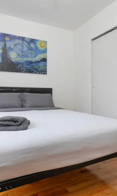 Spacious 2BR UES - Bedroom 2