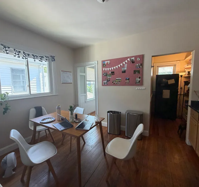 Cozy room in Somerville