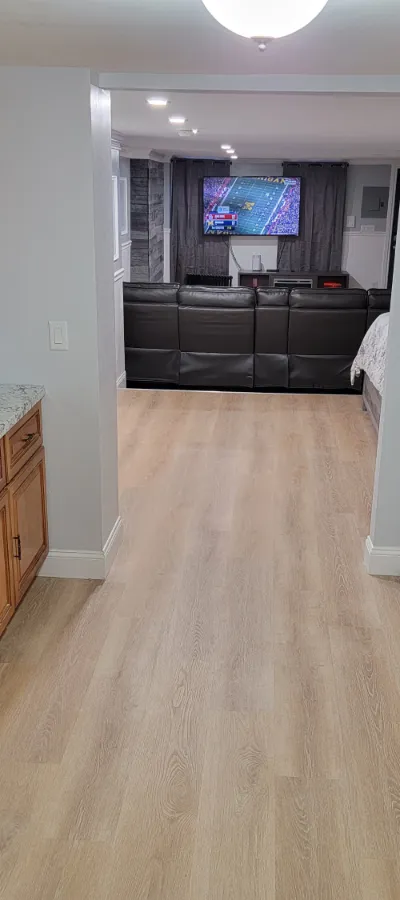THE MYAH HOUSE (Make yourself at home) Quiet Cozy yet spacious access to everything