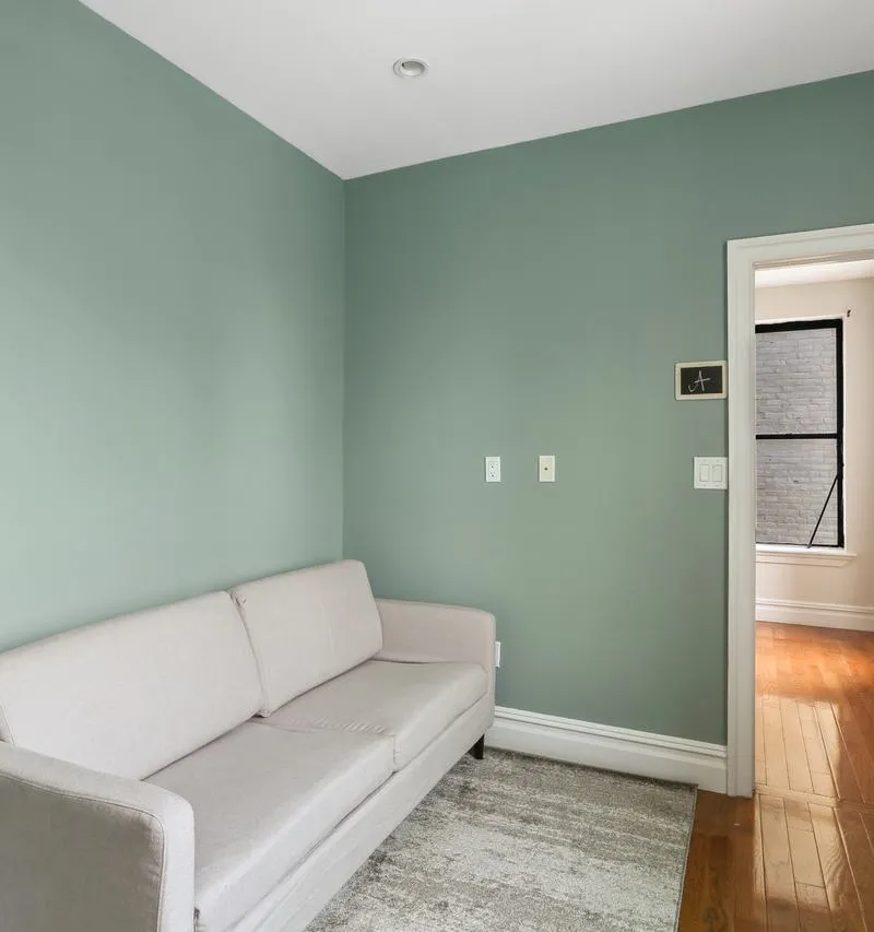 Private room in New York