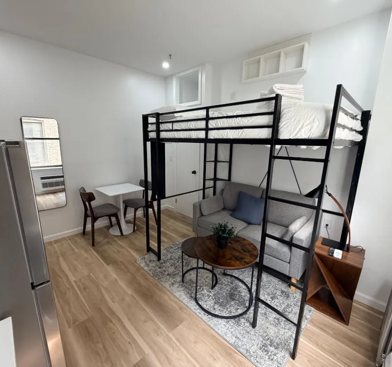 Clean Safe Modern Shared Bath Private Studio in Upper West Side Elevator Building