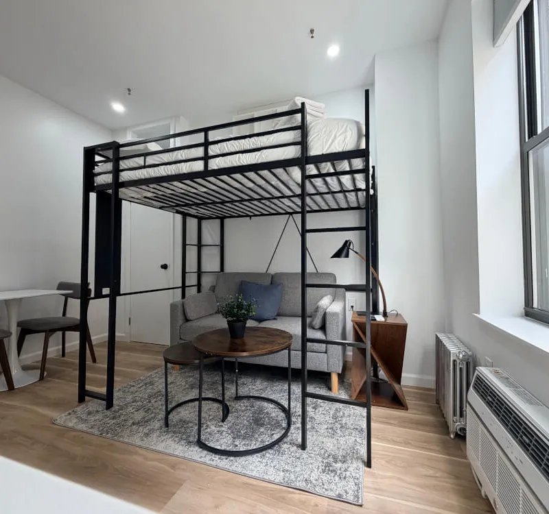 Clean Safe Modern Shared Bath Private Studio in Upper West Side Elevator Building