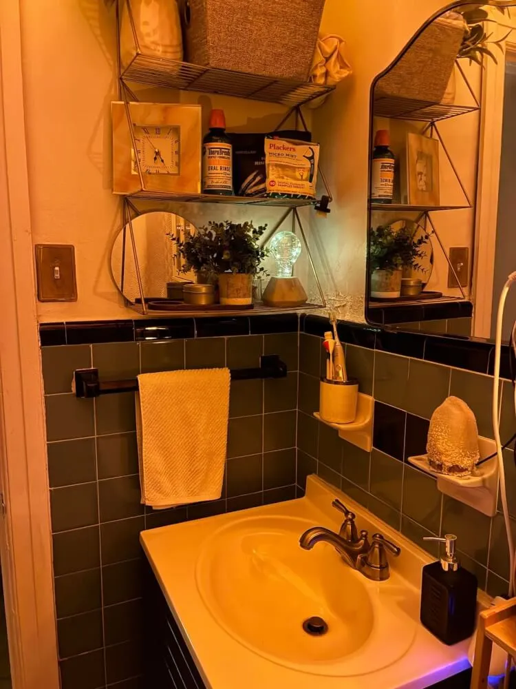 Large Studio Available - Upper West Side (Available October 10th)