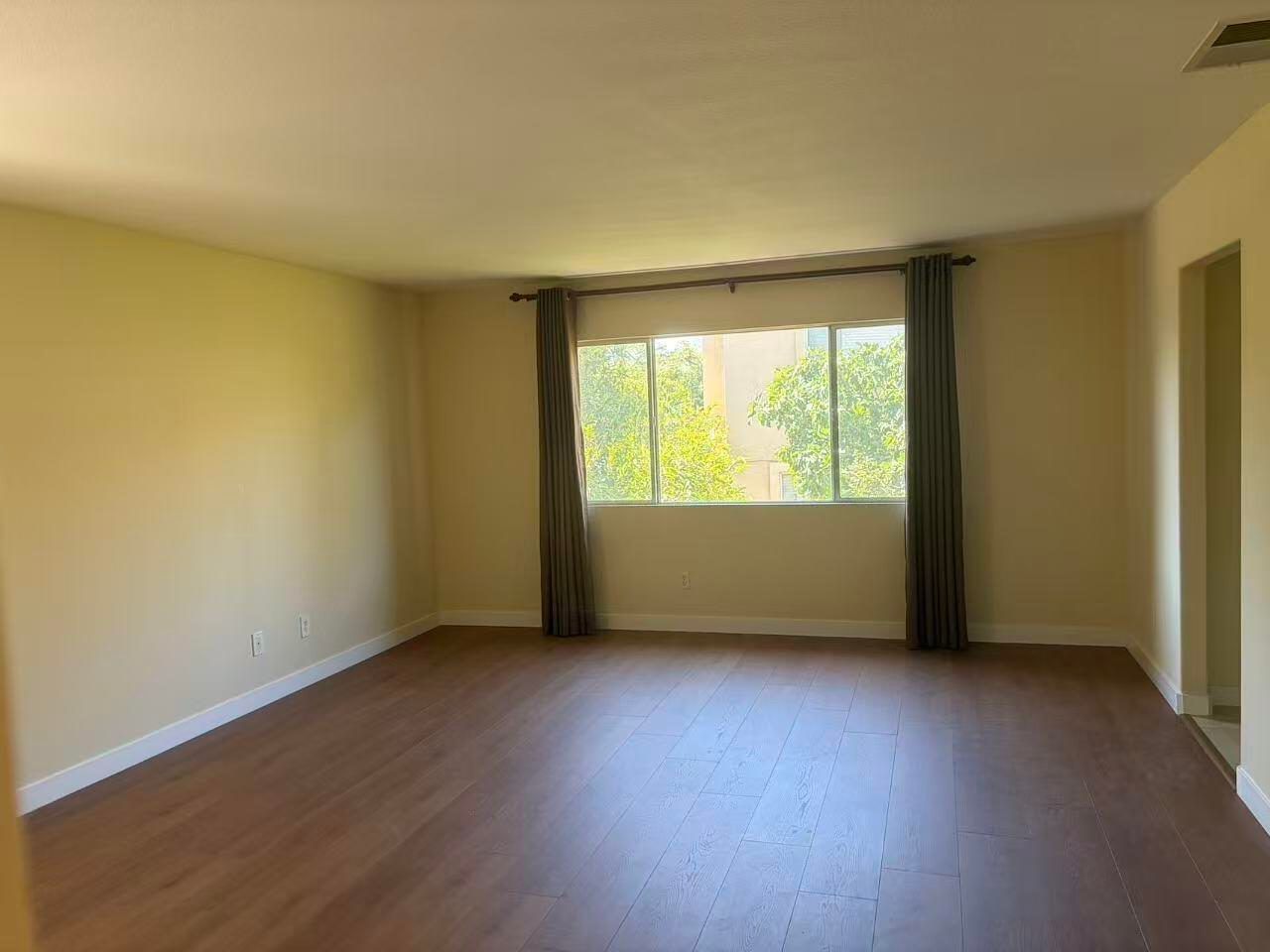 Spacious 4-Bedroom Family Home in Gated Rancho Cucamonga Community