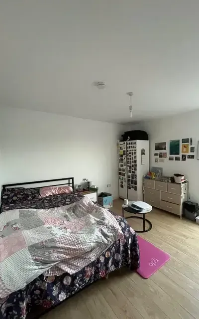 Spacious Double Room in Surrey Quays