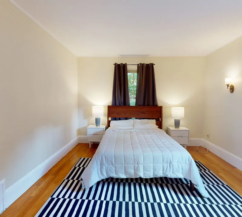 Private room in Auburndale