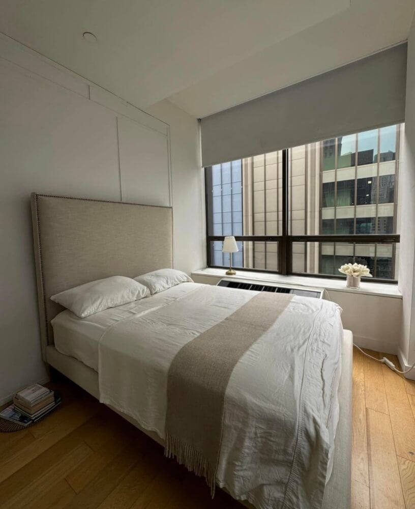 Corner room in Wall Street