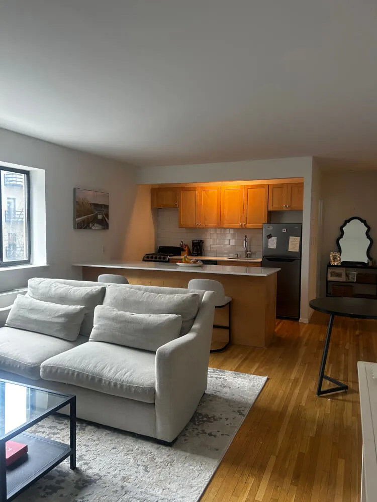 Bright One Bedroom Apartment on Upper East Side