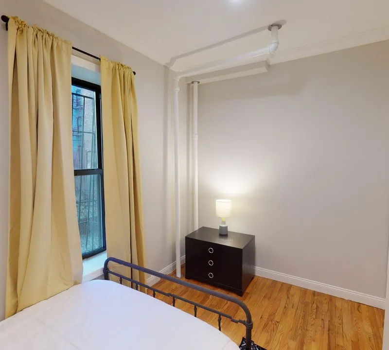 Cozy room near Columbia University