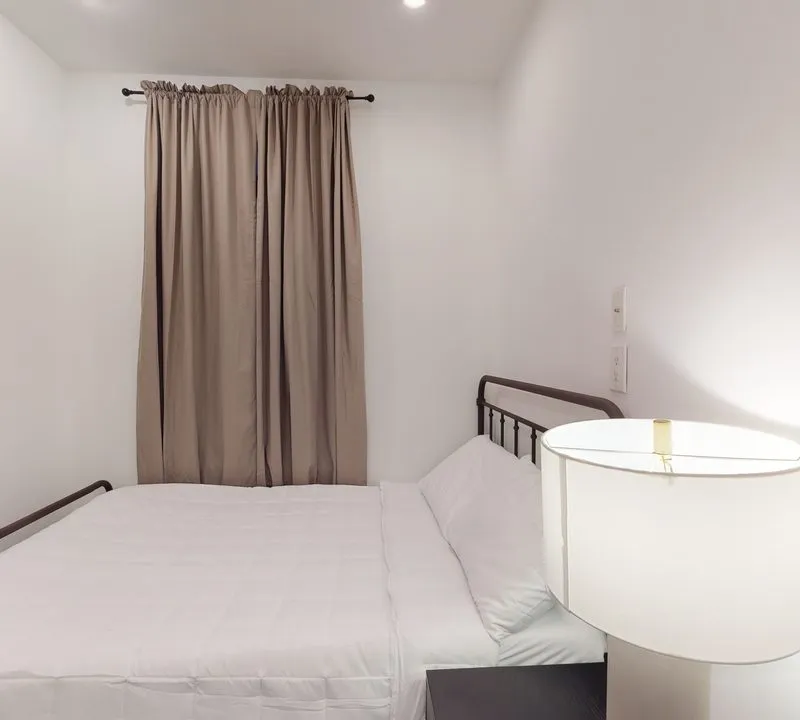 Private room in New York
