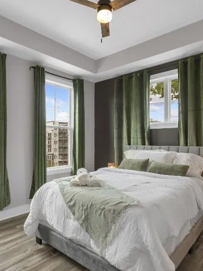 Green Haus- Sleek Oasis to Summerhill Atlanta